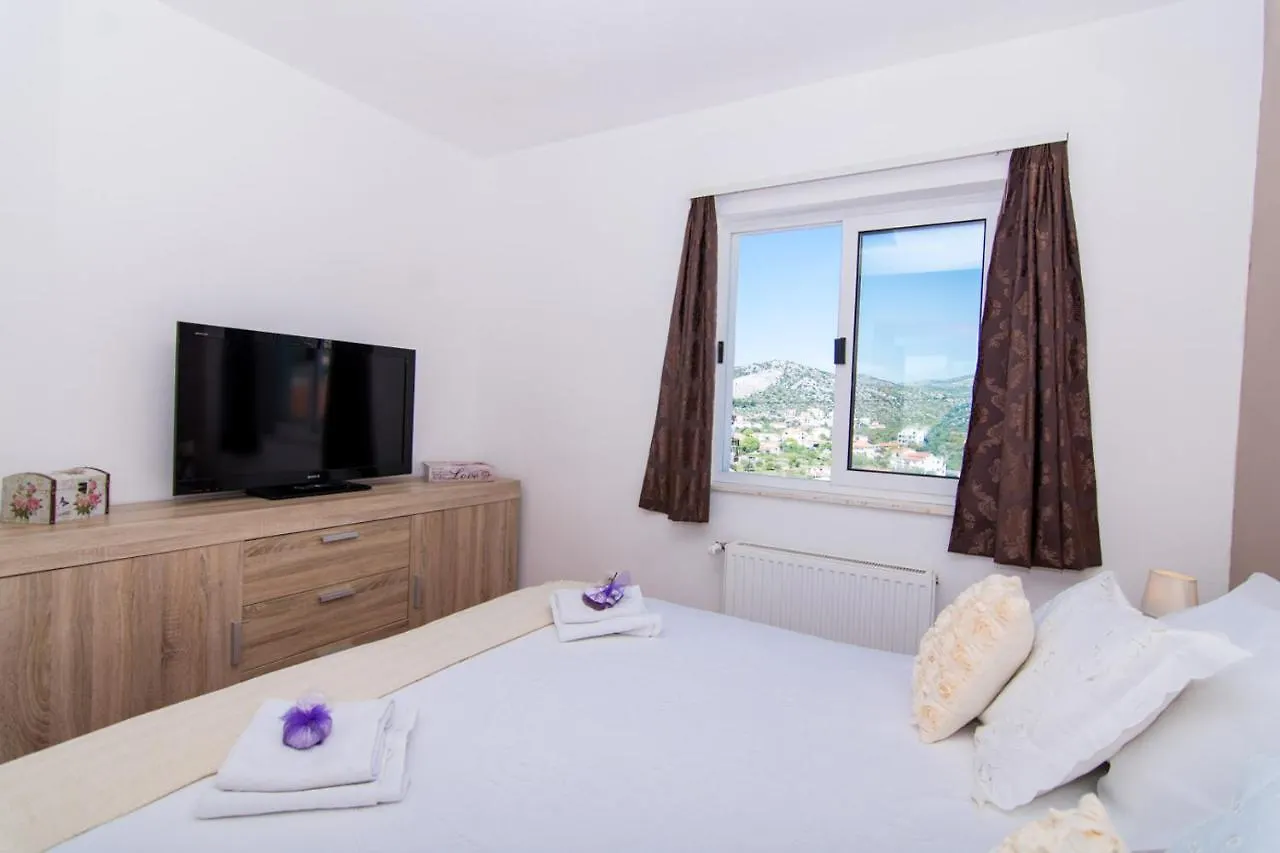 Apartmani Kristina Seget Vranjica
