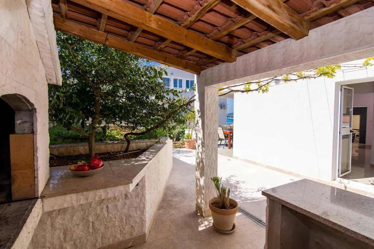 Apartament Apartmani Kristina Seget Vranjica