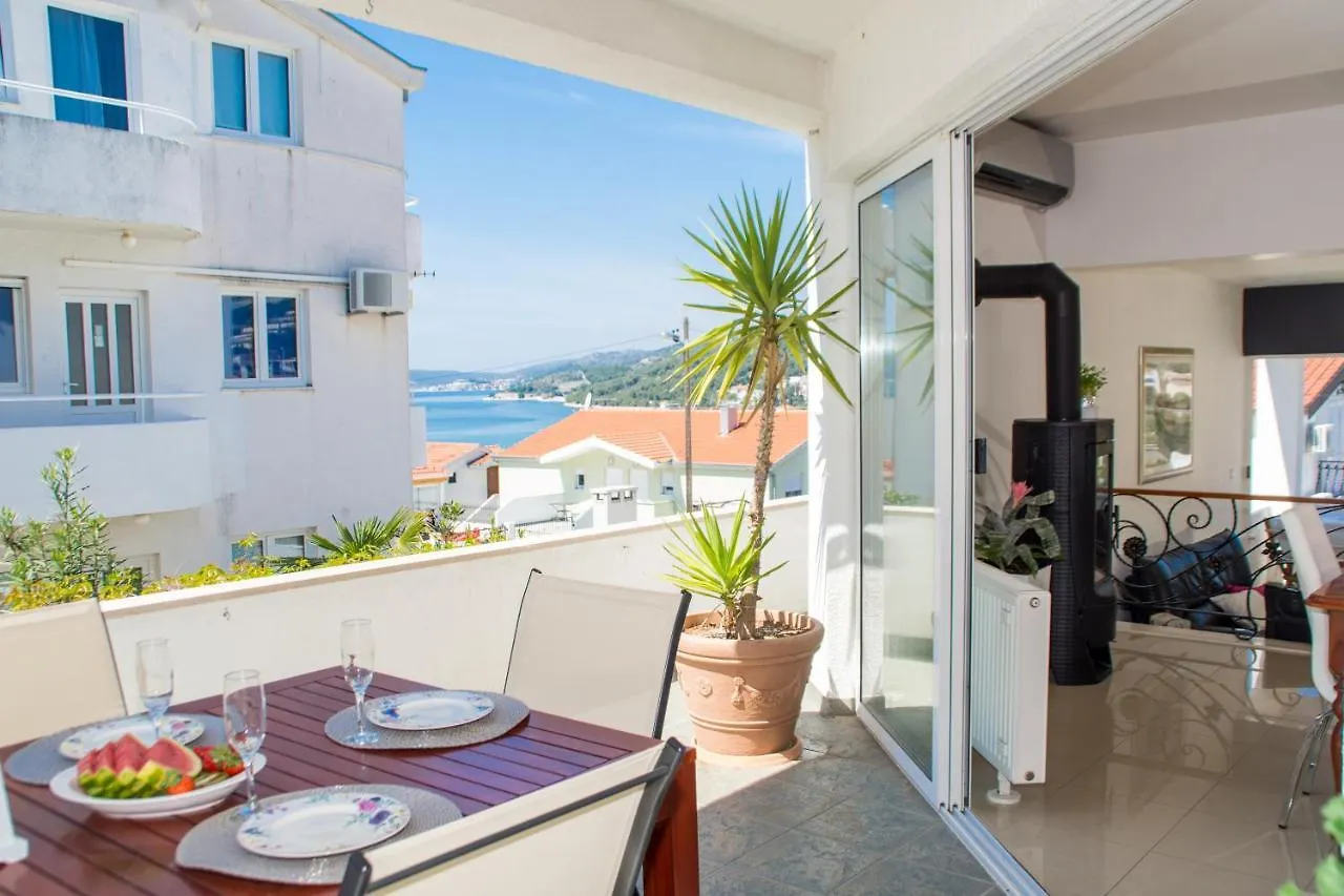 Apartmani Kristina Seget Vranjica