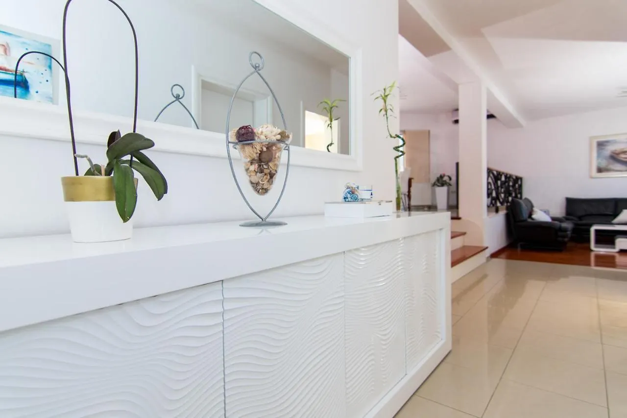 Apartmani Kristina Seget Vranjica 0*,