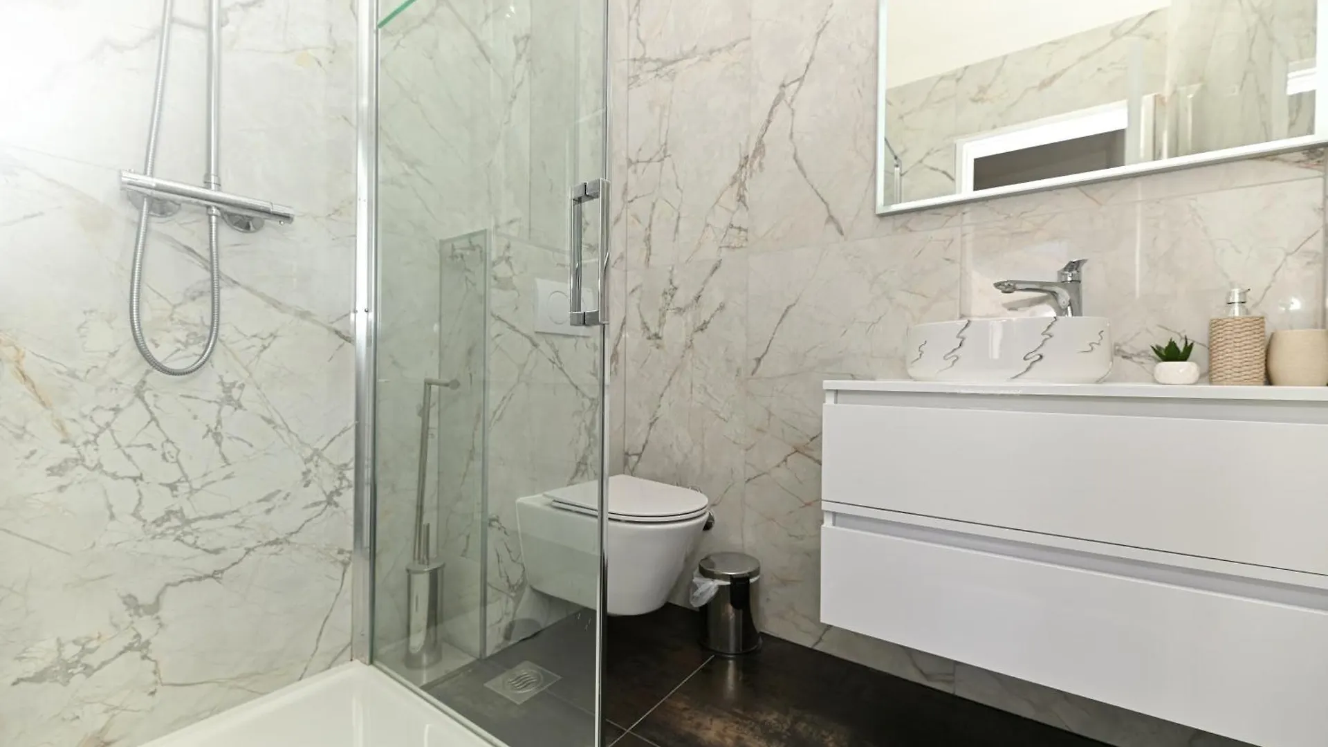 Apartmani Kristina Seget Vranjica